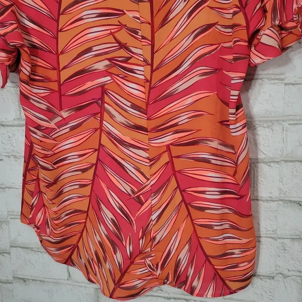 Apt 9 colorful short sleeve top